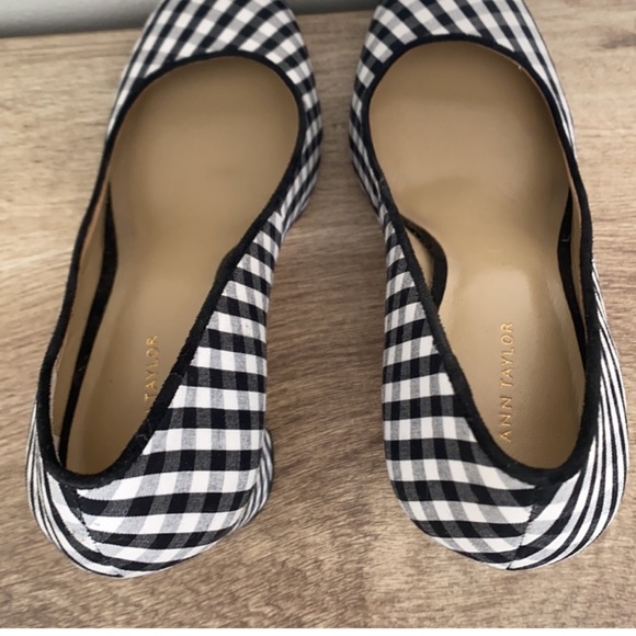 ANN TAYLOR Gingham Block Heels - Picture 3 of 8